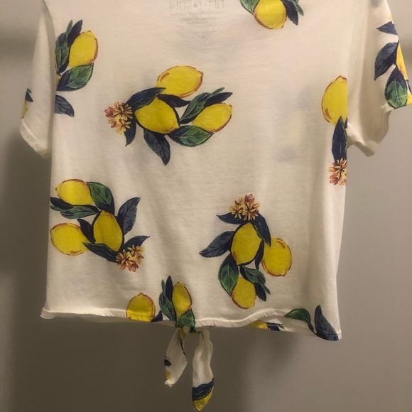 Lemon T-Shirt - Picture 3 of 3